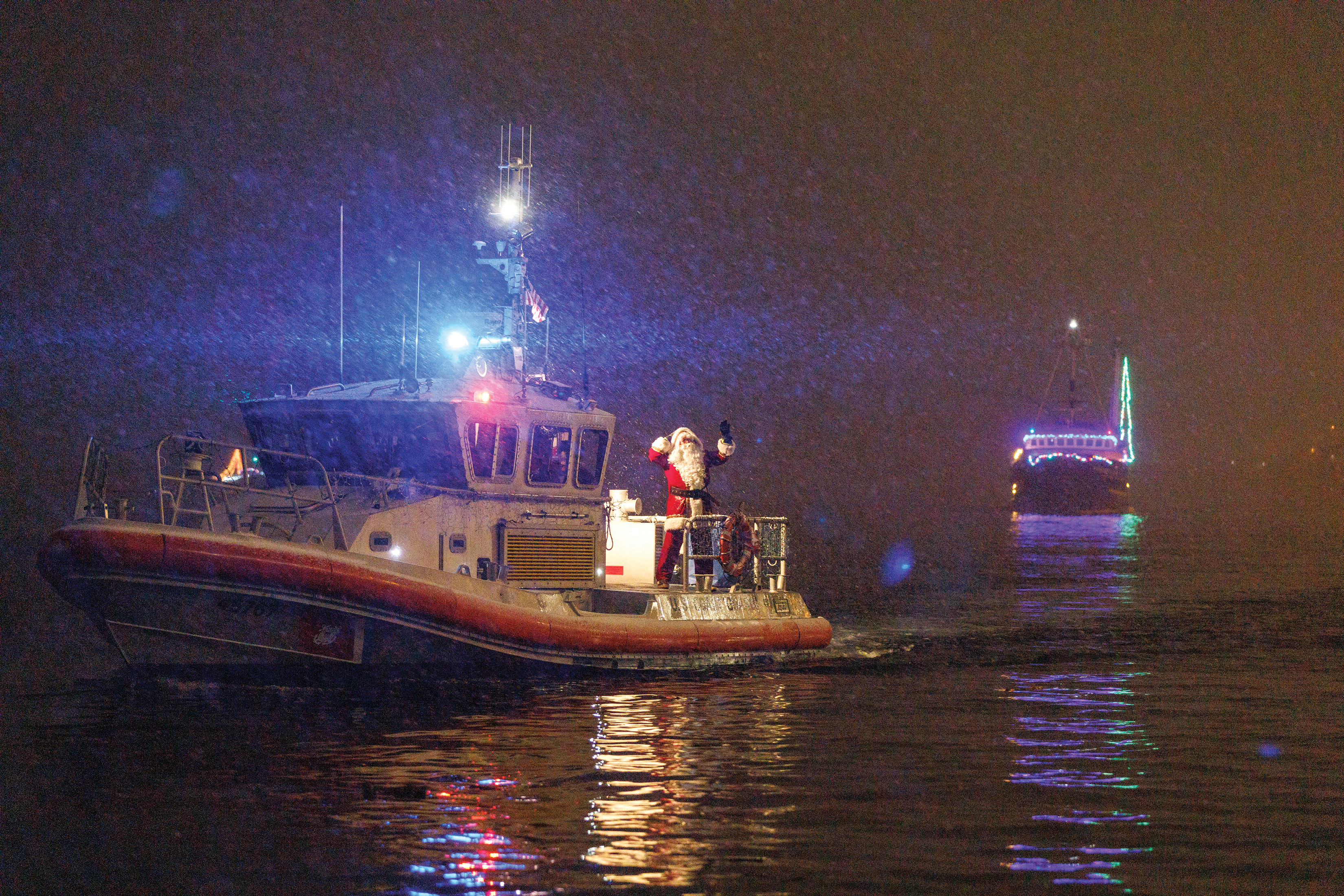 027Boat Parade Santa 2022 CMYK