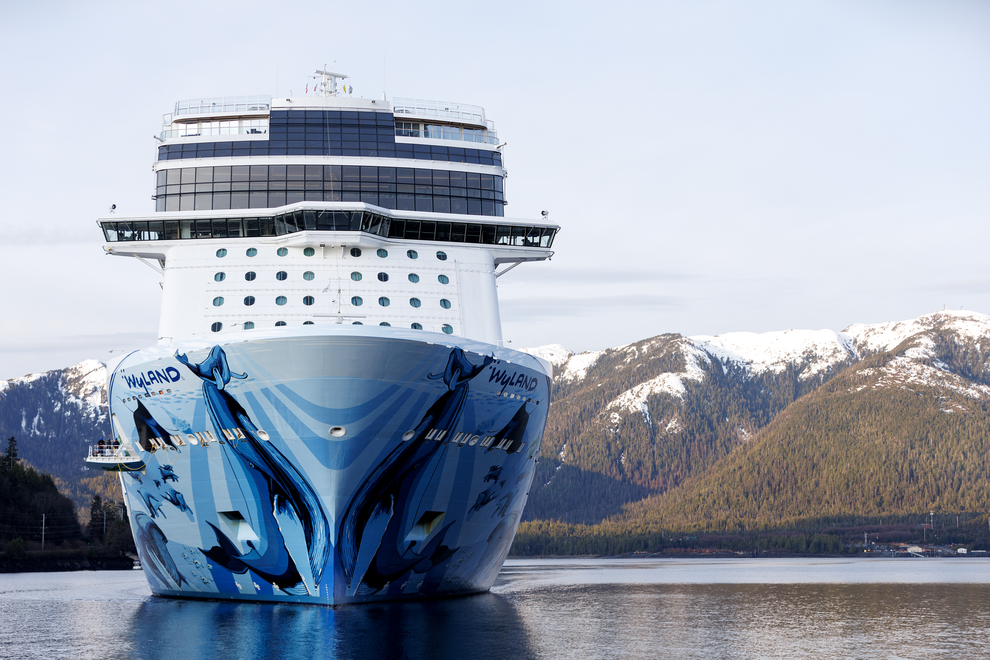 2023 04 20 First Cruise Ship 1