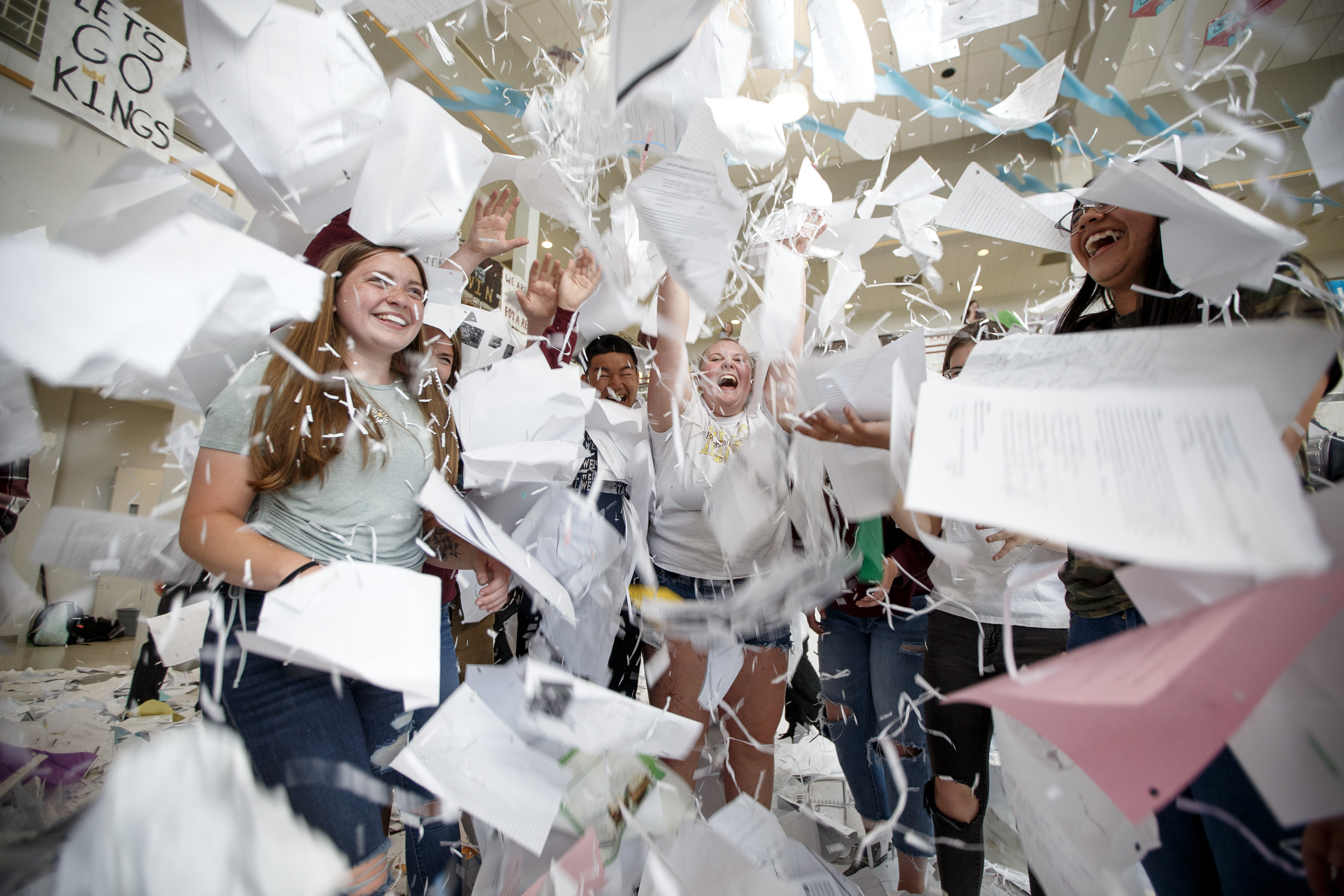 2023 05 26 Kayhi Senior Paper Toss 6