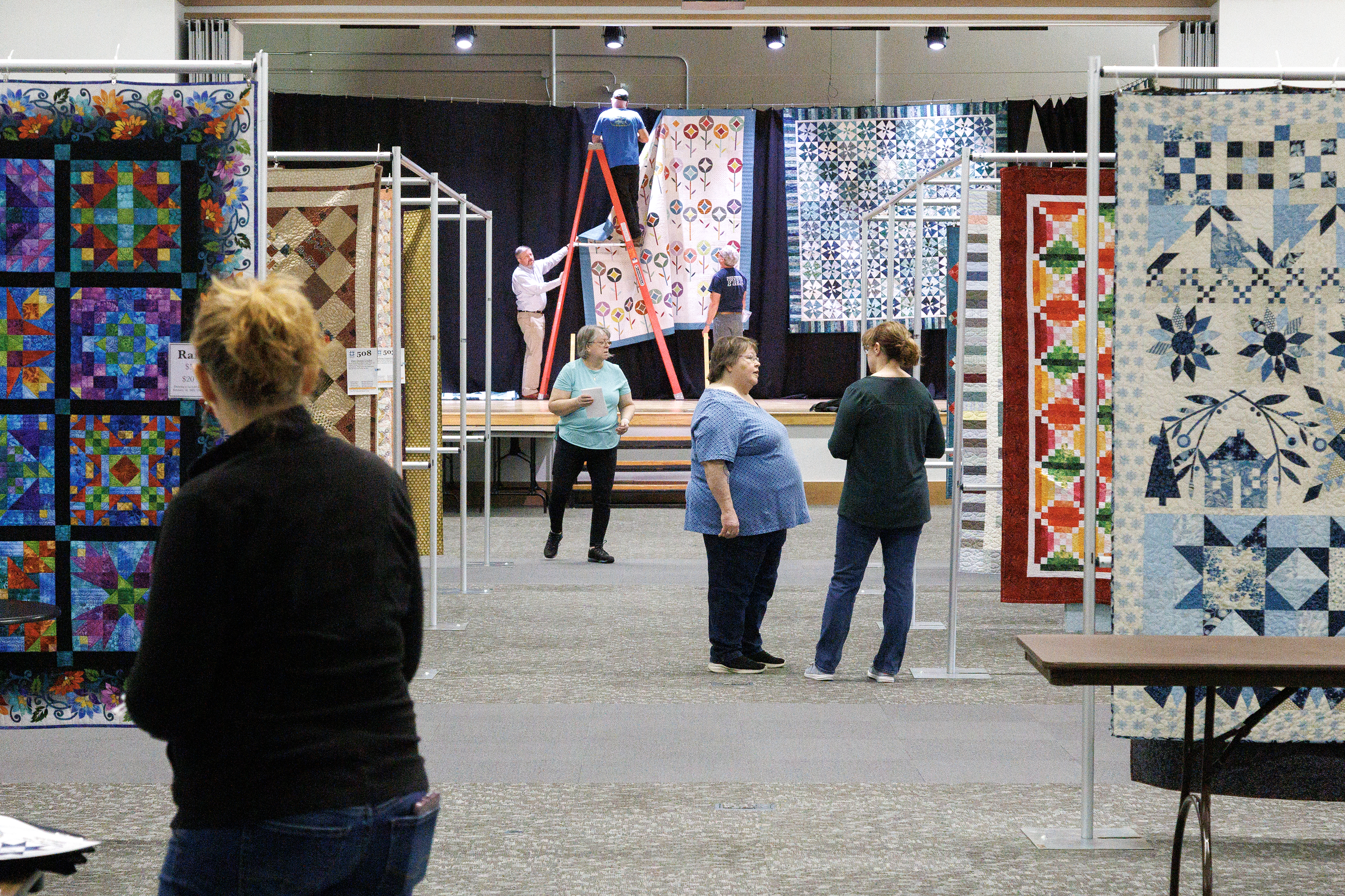 2024 02 15 Quilt Show Setup 3