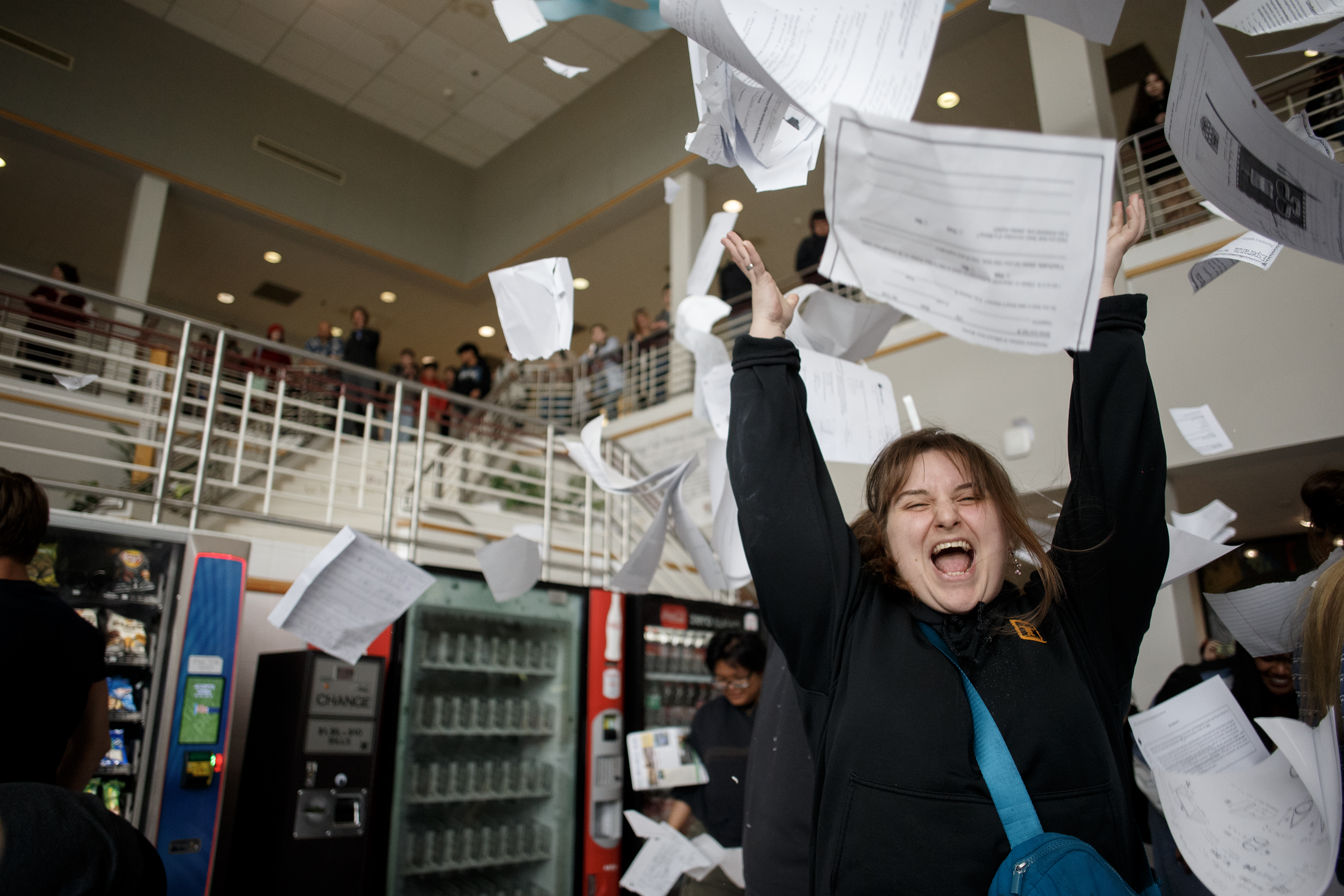 2024 05 24 Kayhi Senior Paper Toss 5
