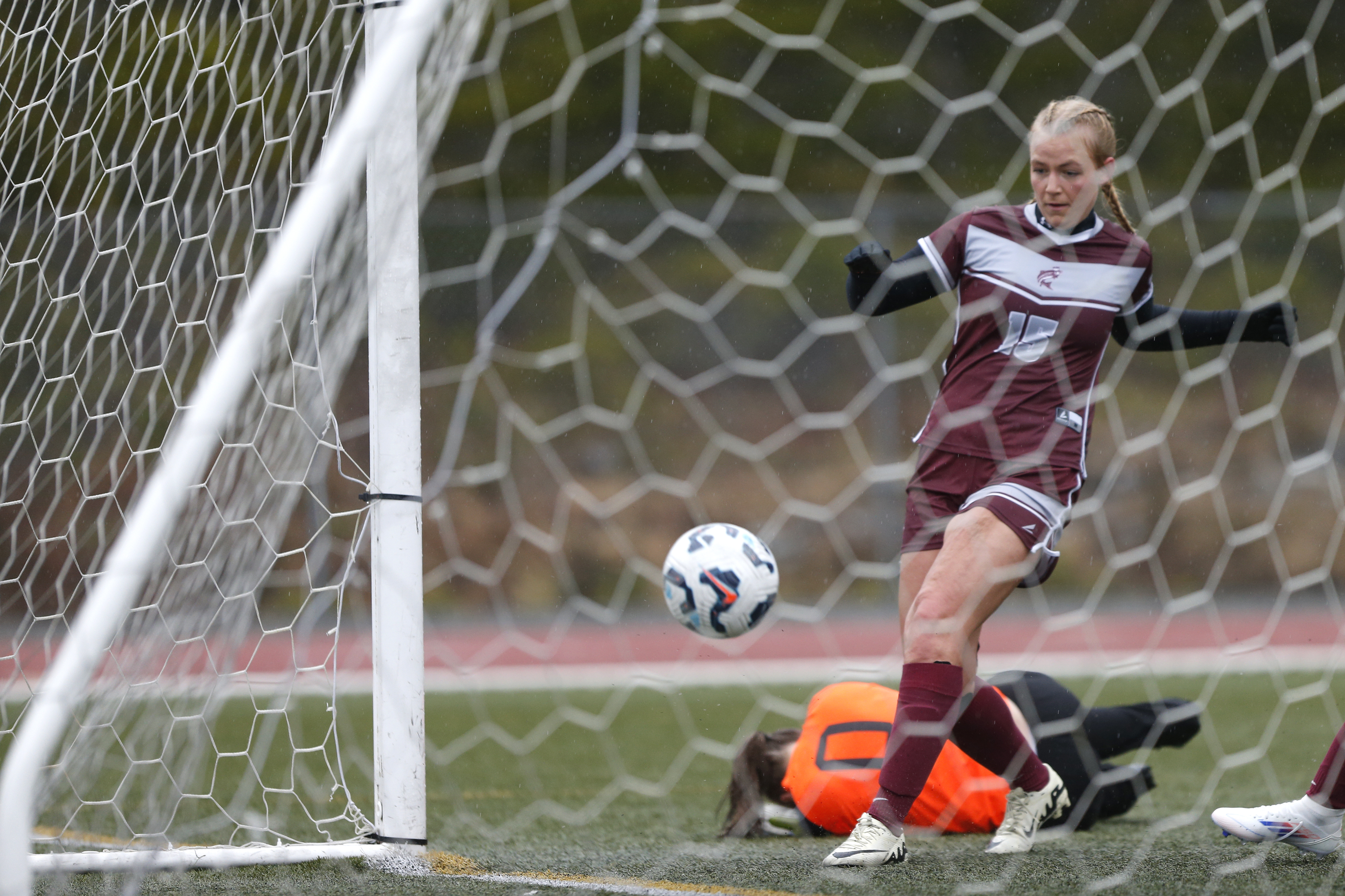 2025 04 05 Soccer GirlsKayhi Houston 4
