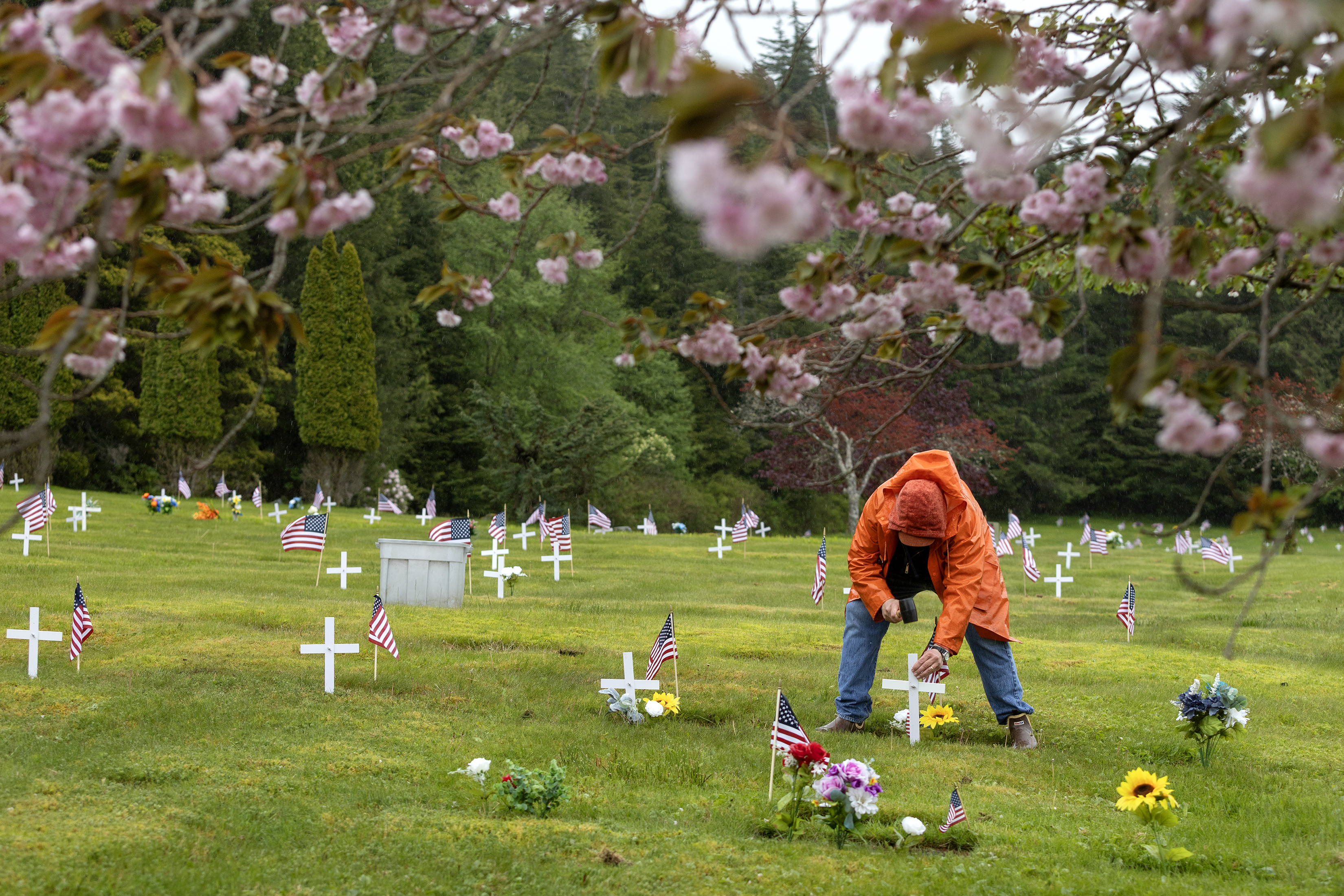 2025 05 23 Bayview Cemetery Flags 1