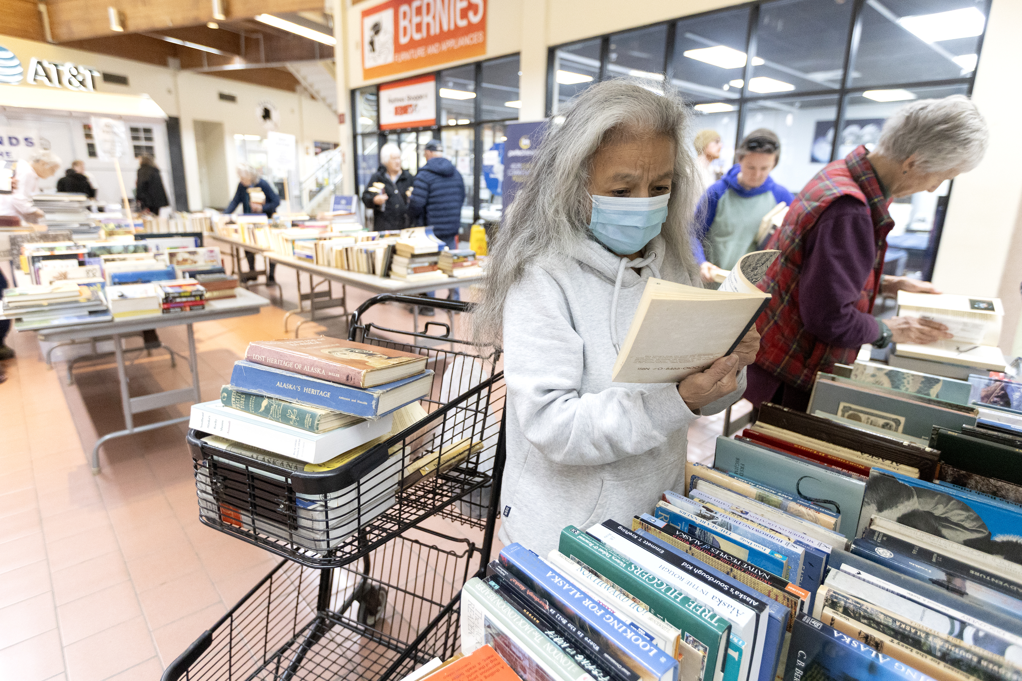 2025 10 02 Book Sale 1