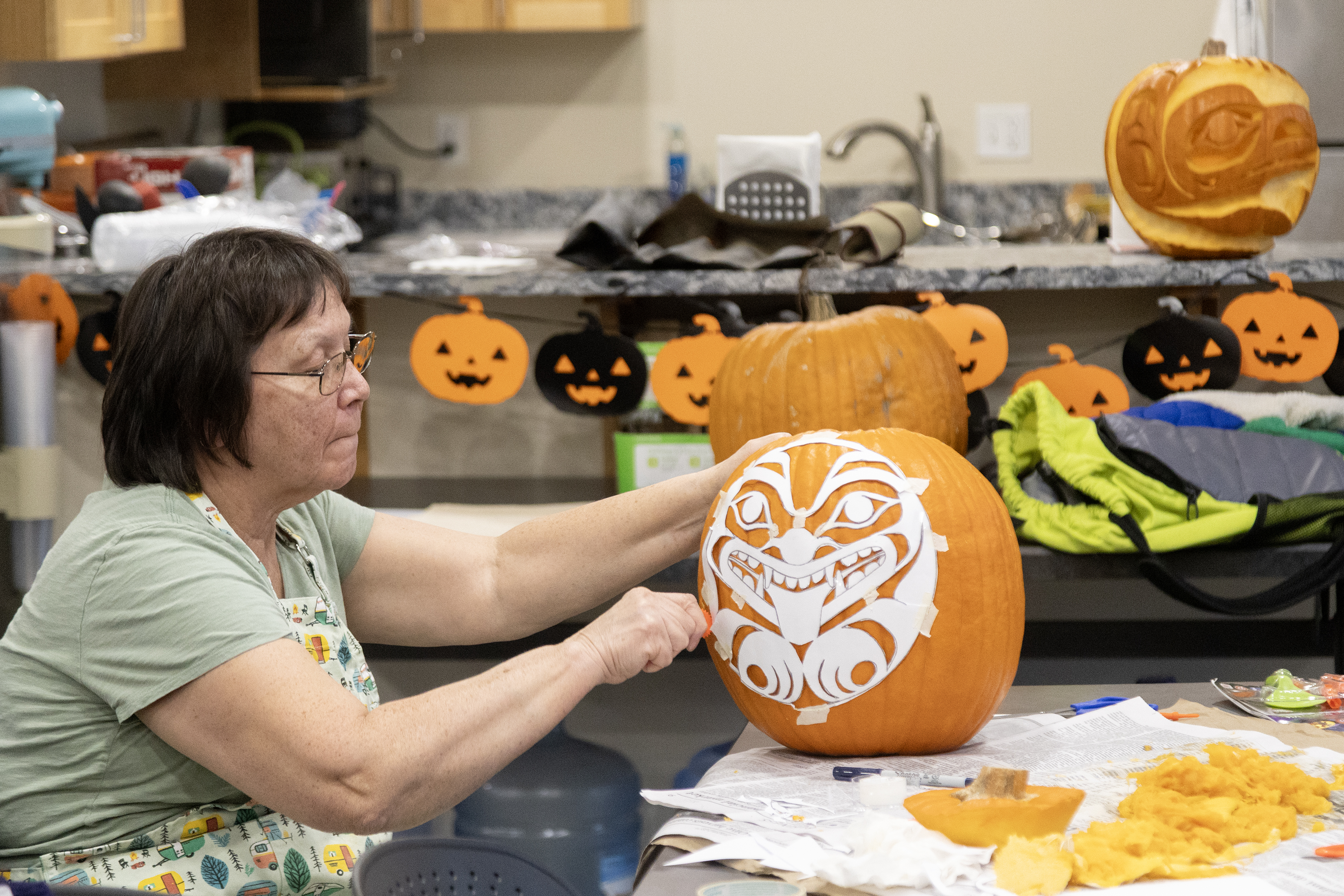 2025 10 27 Pumkin Carving 3