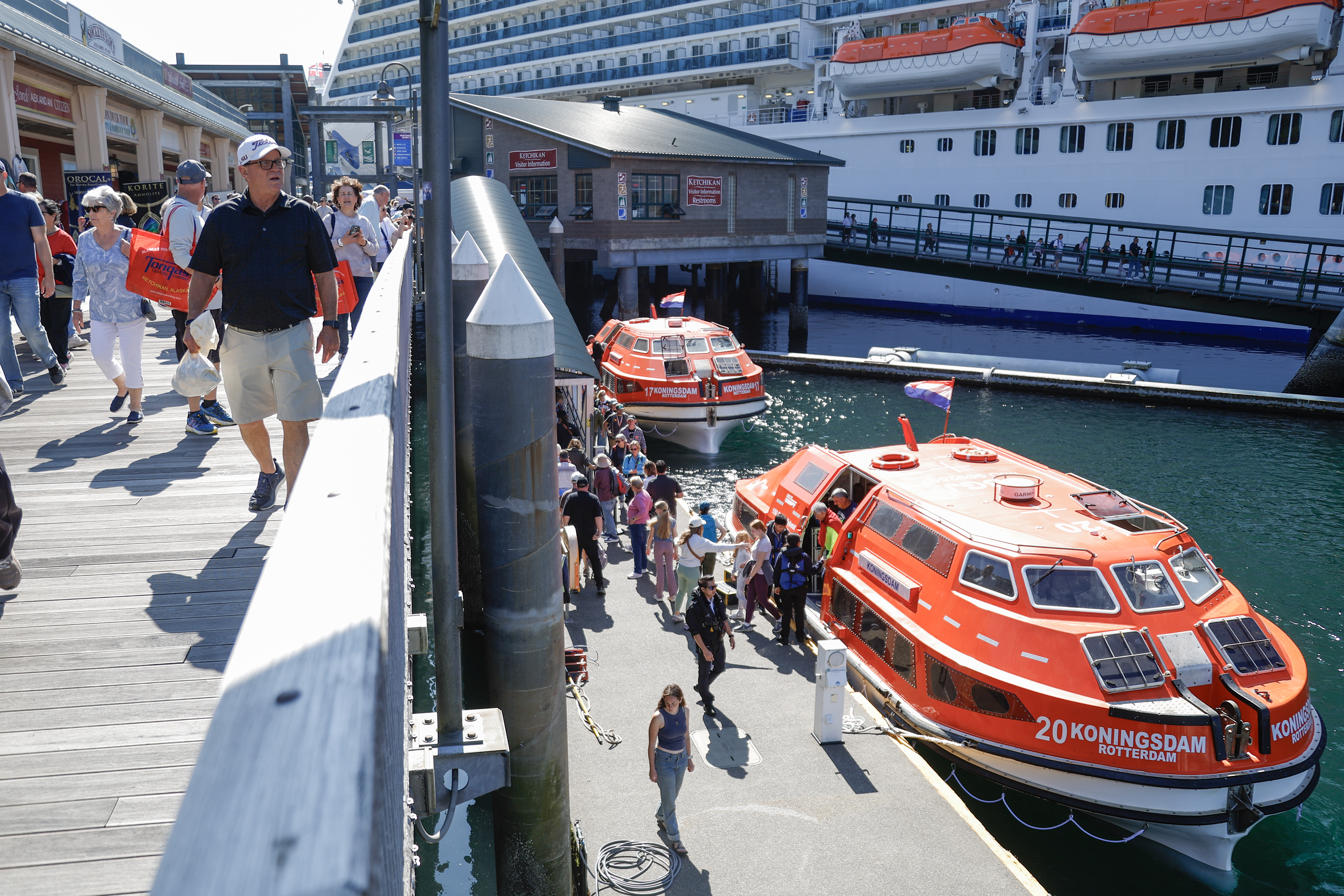 2026 08 13 19000 Tourists 2