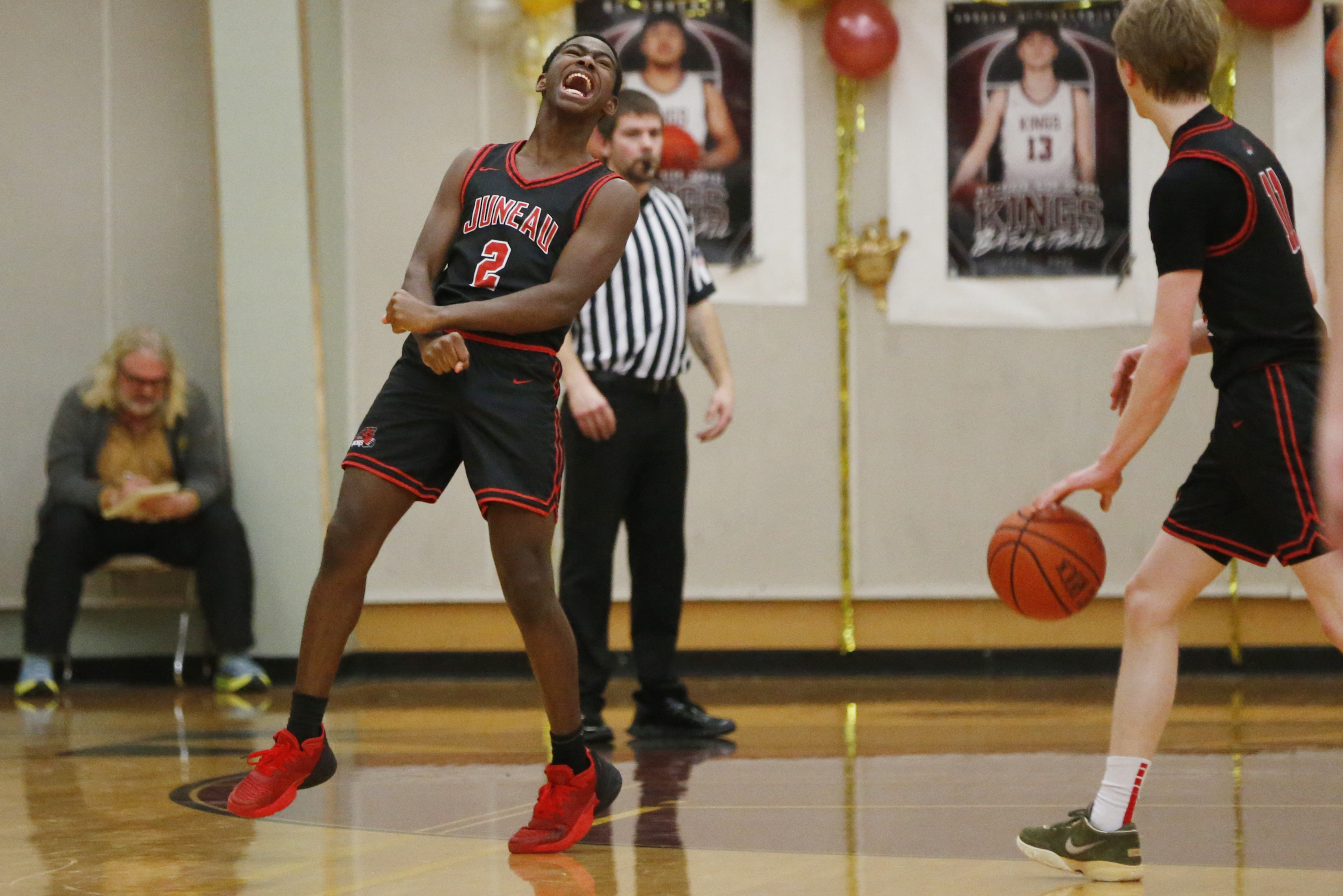 2024 02 10 Basketball Boys Kayhi J.Douglas 4