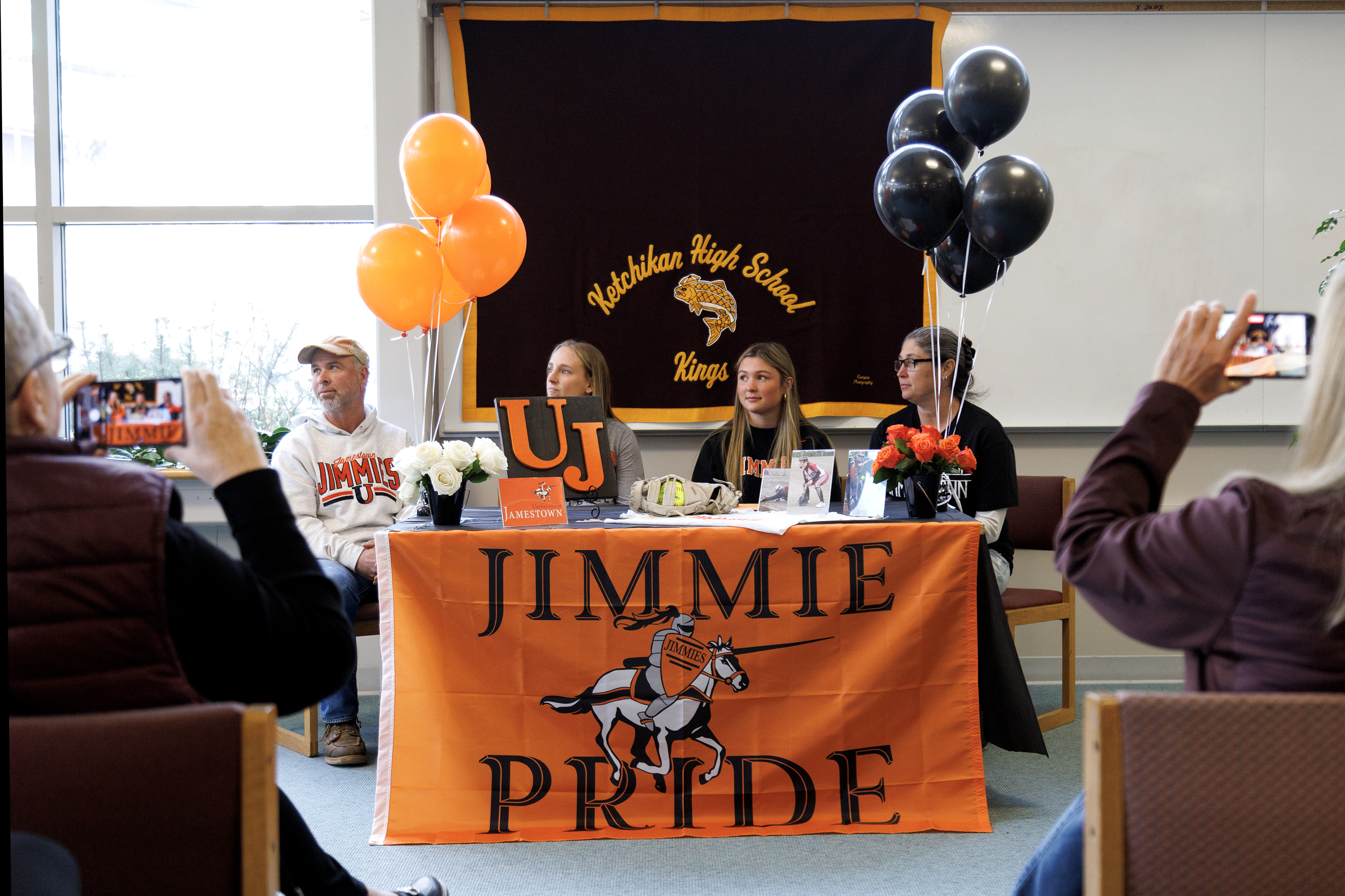 2024 04 04 Rylie Welk Signing 1
