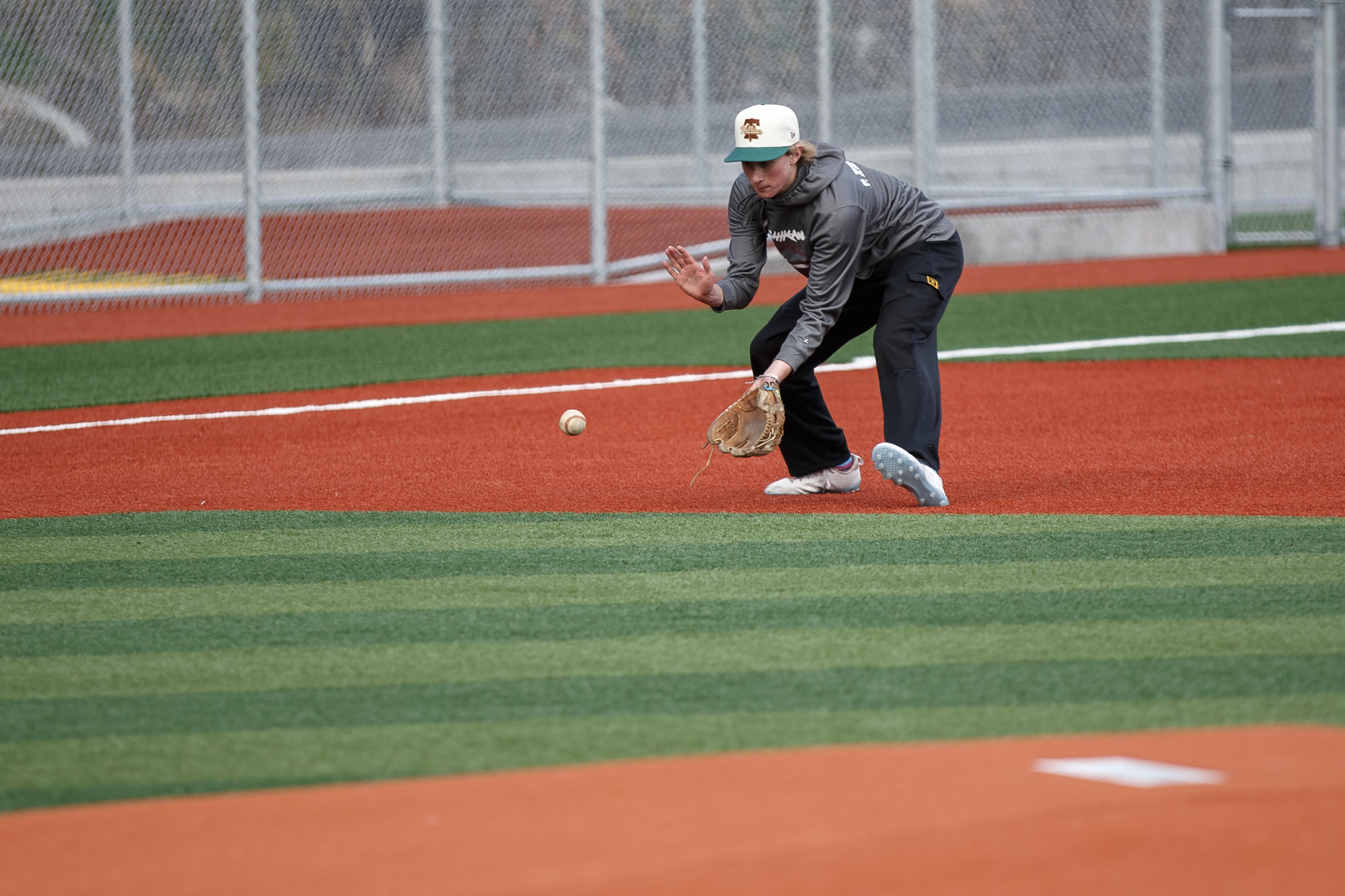 2024 04 24 First Baseball Practice Turf 4