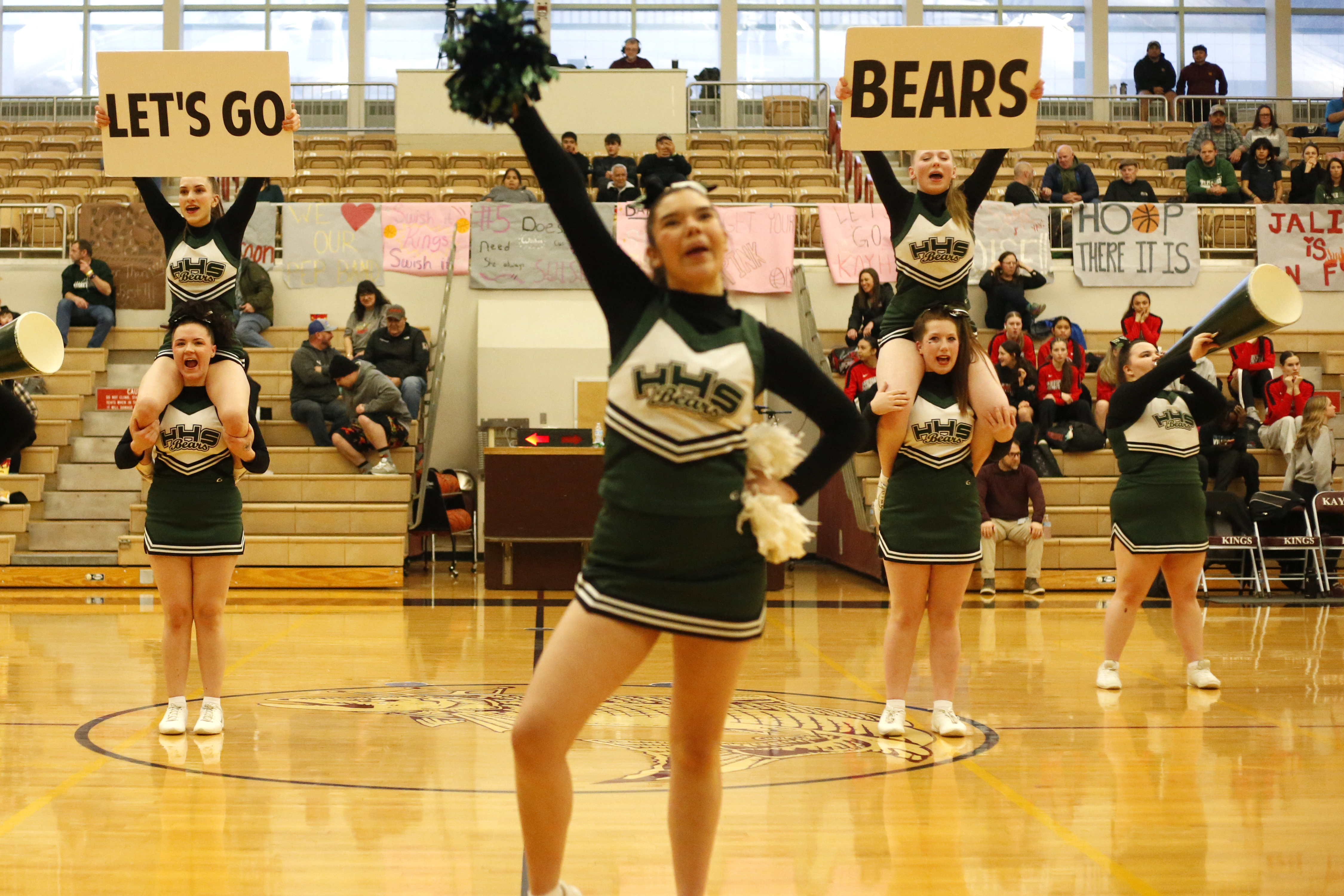 Haines Cheerleaders 05